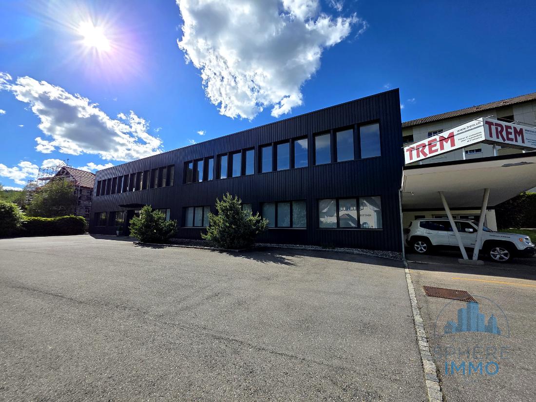 Bureaux de 360 m² entièrement aménagés — Tavannes
