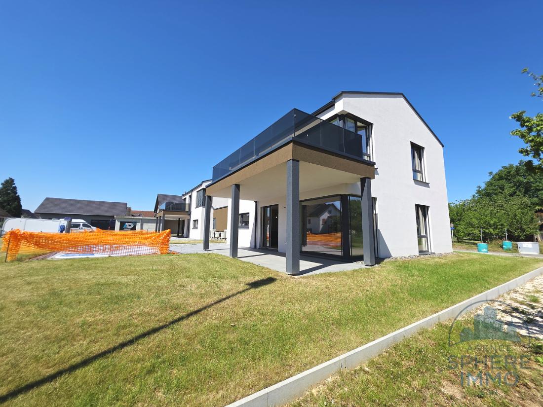 Villa neuve 5,5 pièces avec piscine — Bure, villa A