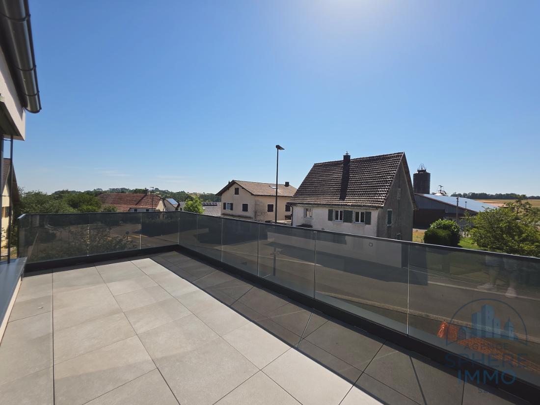 Villa neuve 5,5 pièces avec piscine — Bure, villa A