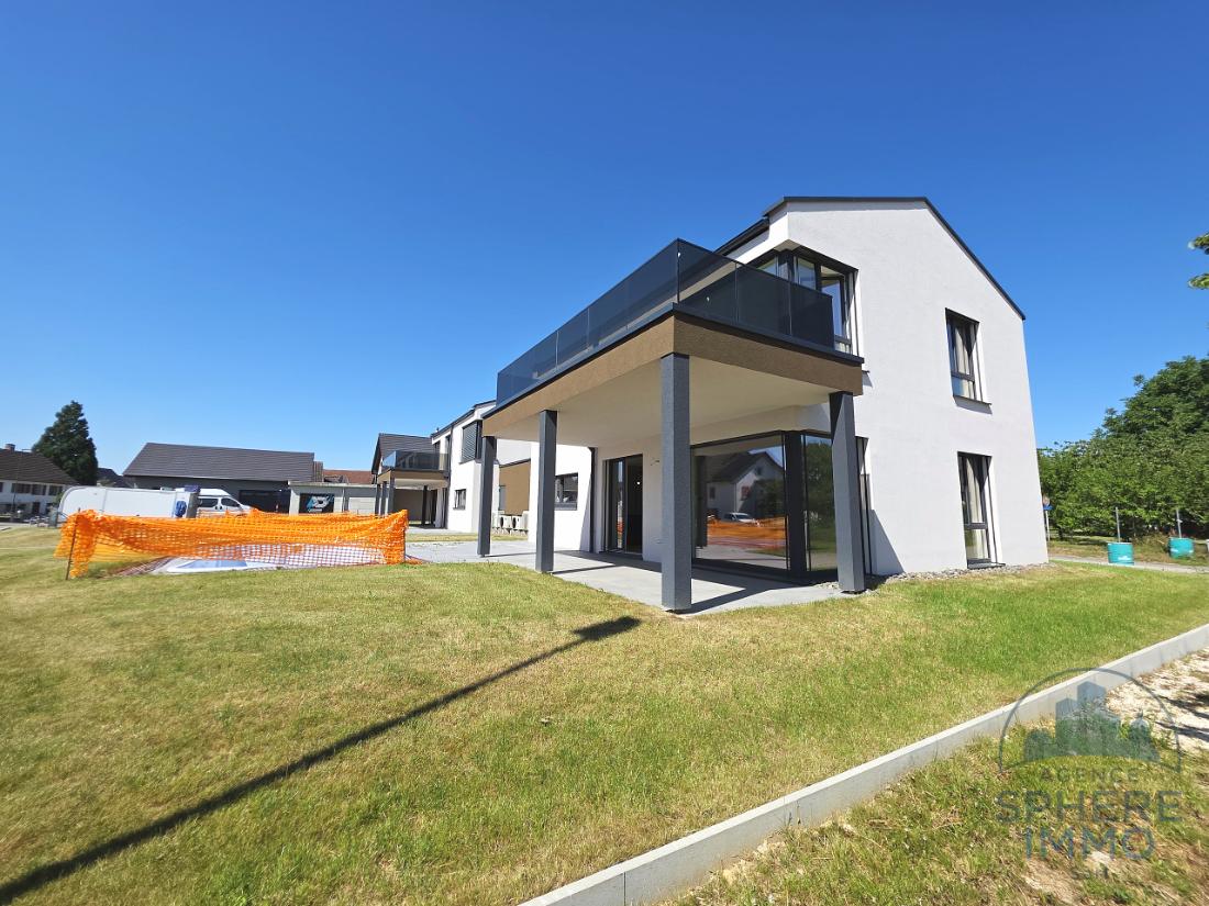 Villa neuve 5,5 pièces avec piscine — Bure, villa A