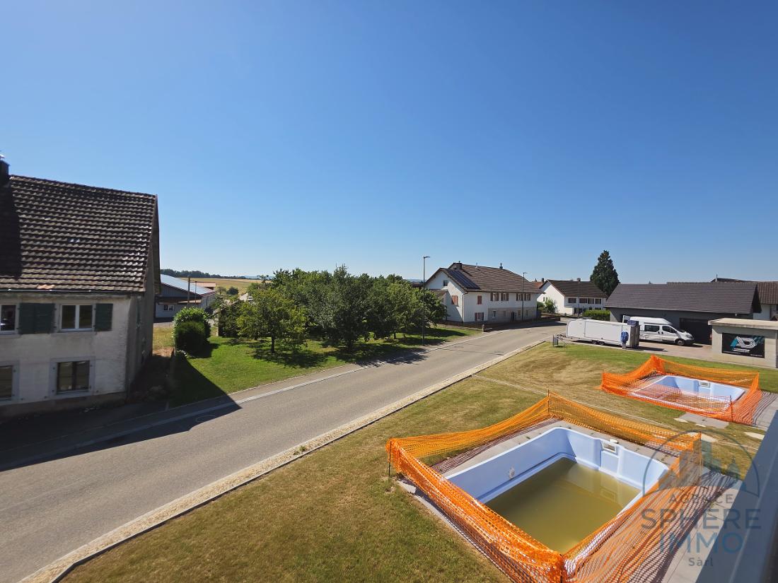 Villa neuve 5,5 pièces avec piscine — Bure, villa A