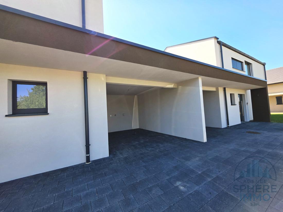 Villa neuve 5,5 pièces avec piscine — Bure, villa B