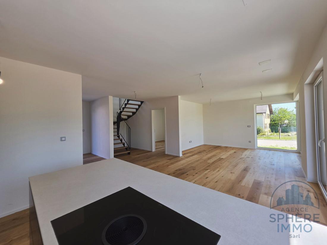 Villa neuve 5,5 pièces avec piscine — Bure, villa B