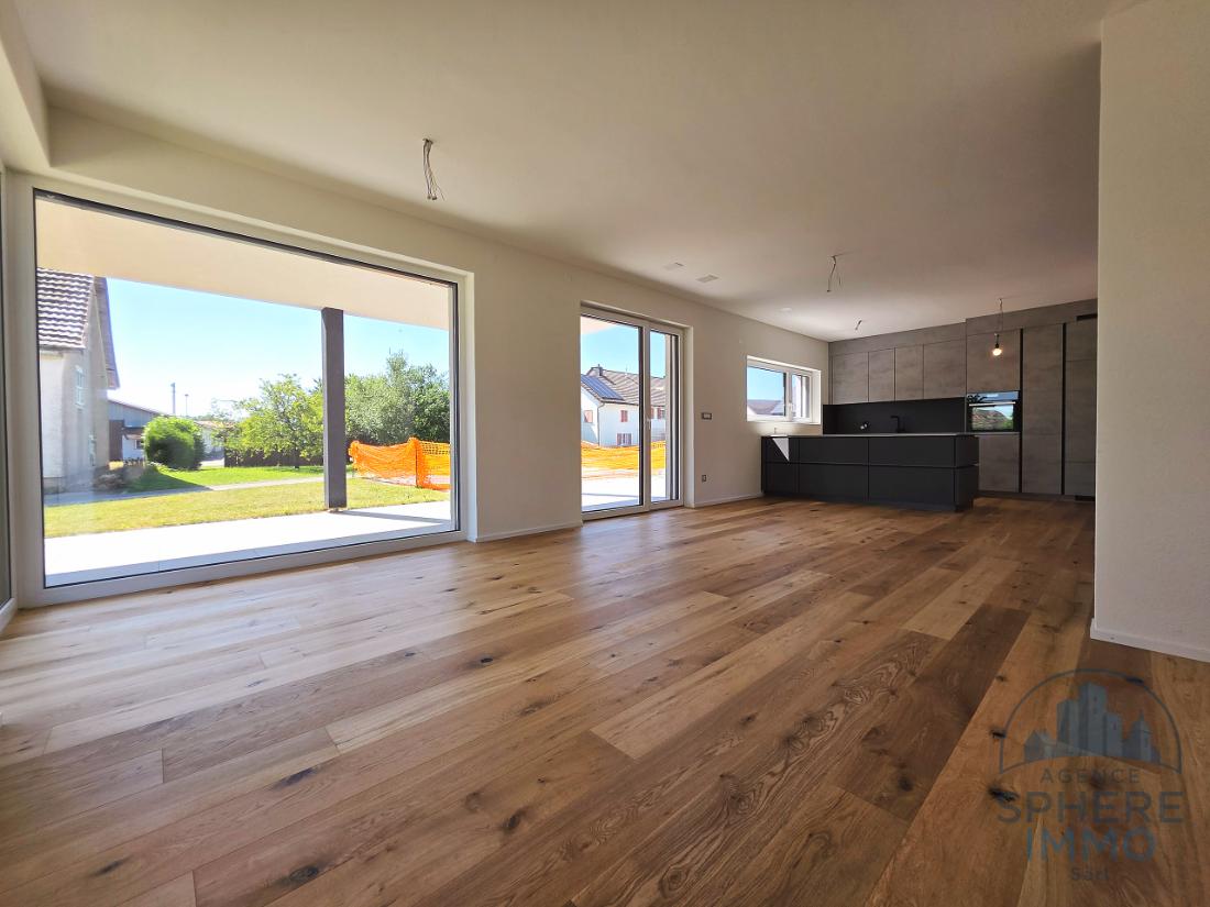 Villa neuve 5,5 pièces avec piscine — Bure, villa B