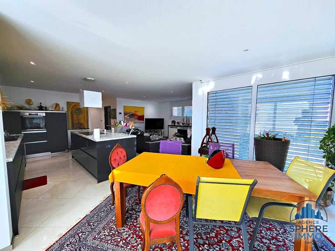 Appartement 6,5 pièces en duplex, 200 m² — Courroux