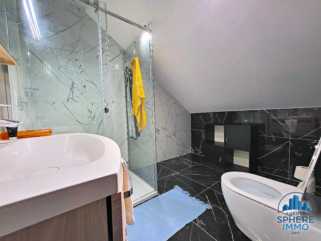 Appartement 6,5 pièces en duplex, 200 m² — Courroux