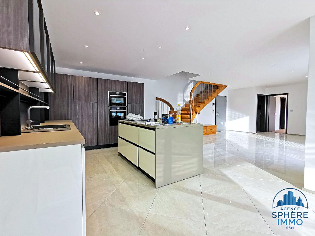 Appartement 6,5 pièces en duplex, 184 m² — Courroux